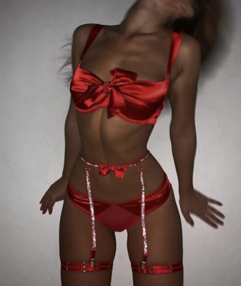 Анкета проститутки Елизавета - Фото 1, Саскылах, 25 лет, №7006